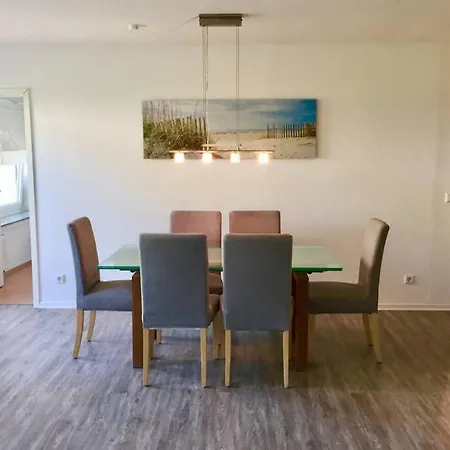 120 Qm -3 Schlafzimmer-2 Bäder- Für 7 Gäste * Düsseldorf